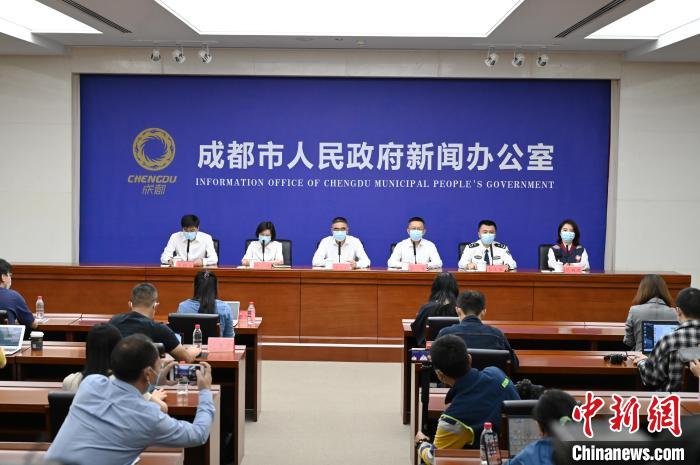 （抗擊新冠肺炎）成都1.48萬家企業(yè)閉環(huán)管理、連續(xù)生產(chǎn)工業(yè)企業(yè)復(fù)工率達到65%