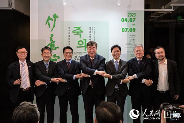 第十四屆光州雙年展中國館開幕式7日在韓國光州隱巖美術(shù)館舉行。人民網(wǎng)記者 馬菲攝
