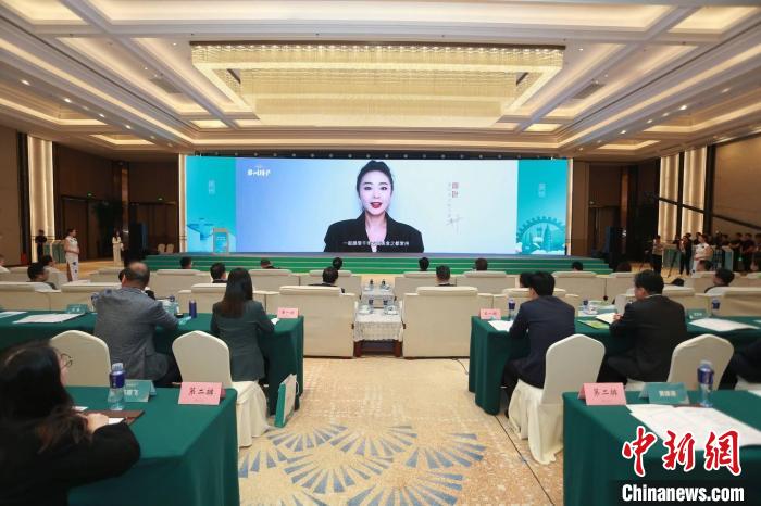 高葉、白鹿為家鄉(xiāng)代言常州10億元補貼豪推文商旅融合發(fā)展