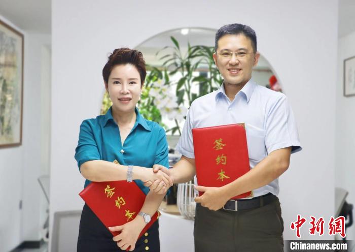 簽署“融情·同心”寧臺建筑師驛站共建協(xié)議?！窃式?攝