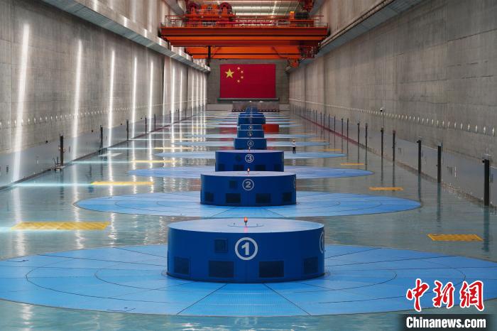 三峽左岸電廠?！￡愋?攝