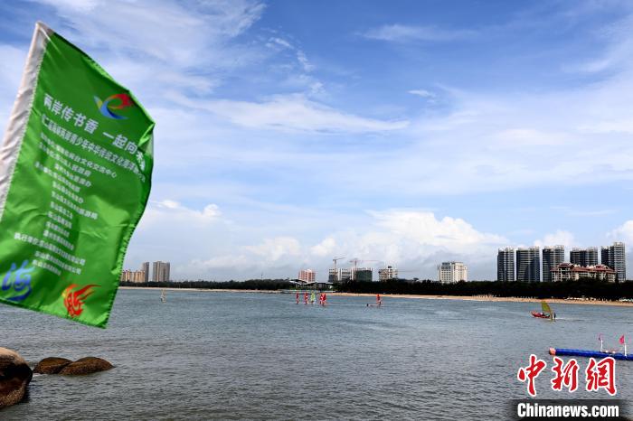 迷人的東山海景?！埥鸫?攝