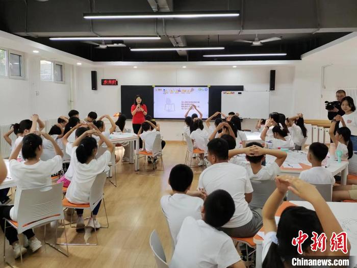 臺(tái)灣志工“登陸”:搭建兩岸“愛(ài)心橋”要“積小流以成江海”