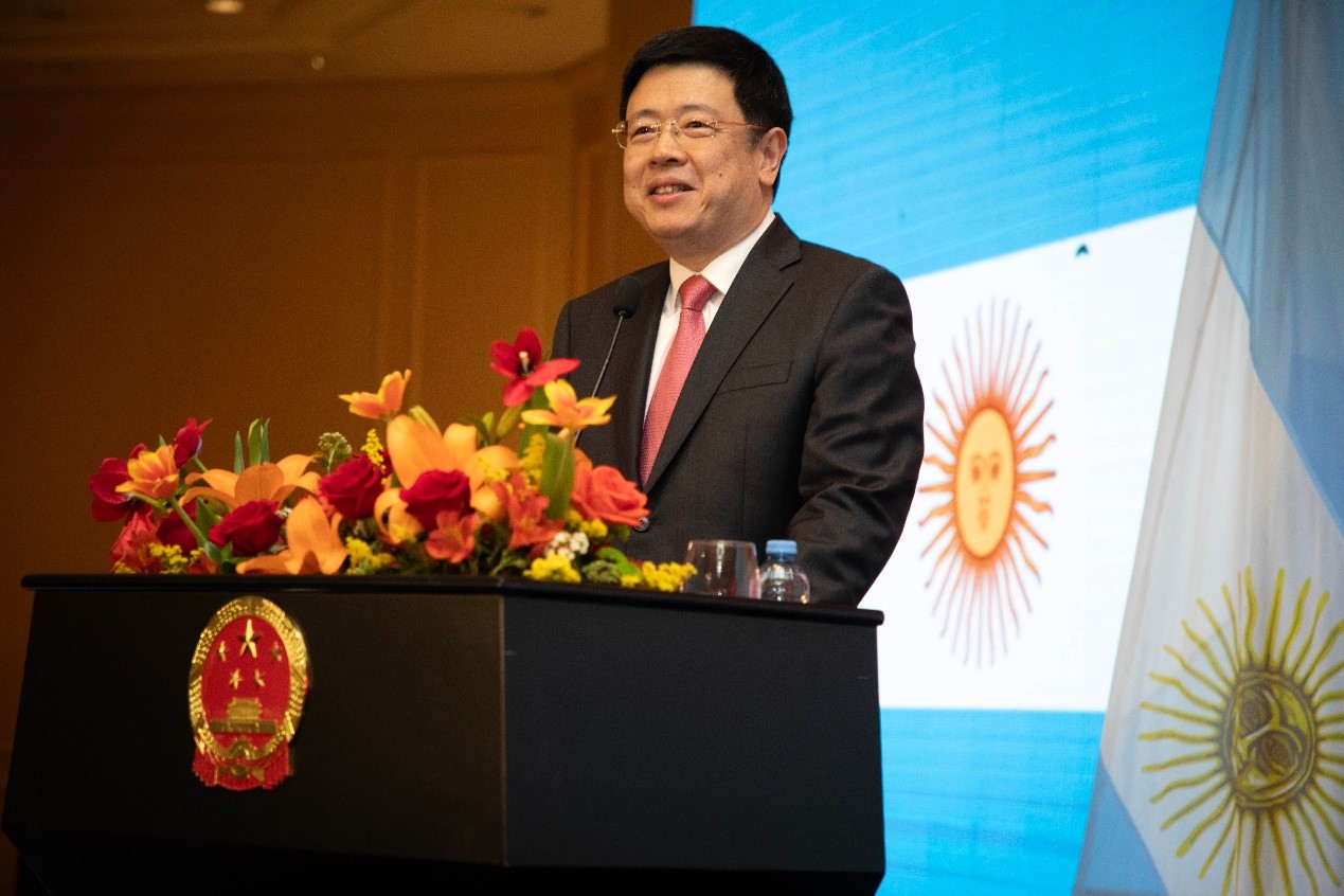 中國駐阿根廷大使鄒肖力致辭。中國駐阿根廷大使館供圖