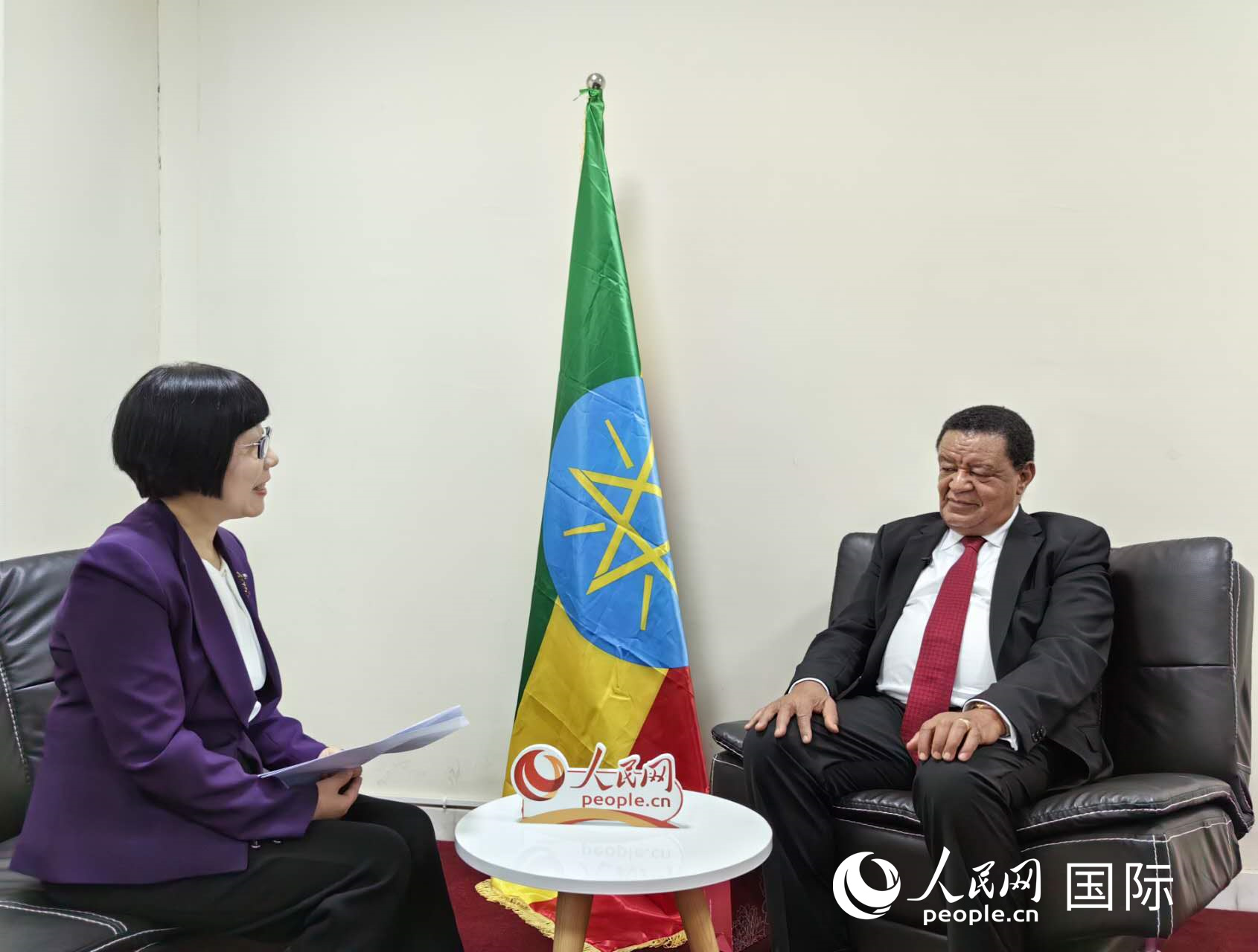 穆拉圖·特肖梅接受人民網(wǎng)記者唐維紅采訪。人民網(wǎng)記者 陳星星攝