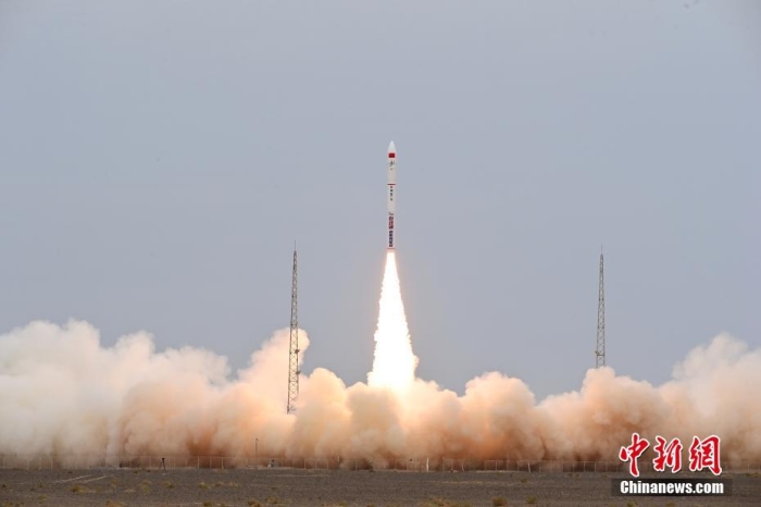 北京時間2023年8月10日12時03分，谷神星一號遙七運(yùn)載火箭在我國酒泉衛(wèi)星發(fā)射中心成功發(fā)射升空，將搭載的西光壹號01星等7顆衛(wèi)星順利送入預(yù)定軌道，發(fā)射任務(wù)獲得圓滿成功。此次任務(wù)是谷神星一號運(yùn)載火箭第7次飛行。汪江波 攝