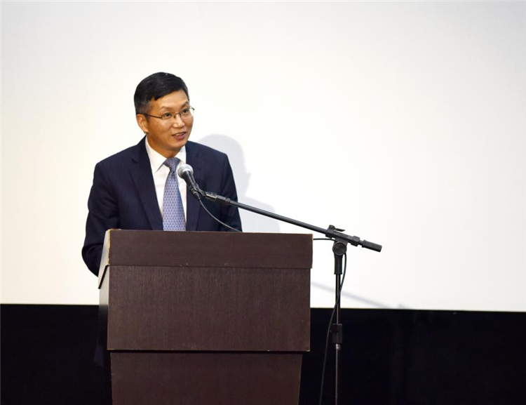 中國駐圣保羅總領(lǐng)事余鵬在開幕活動中致辭。 圣保羅州立大學孔子學院供圖