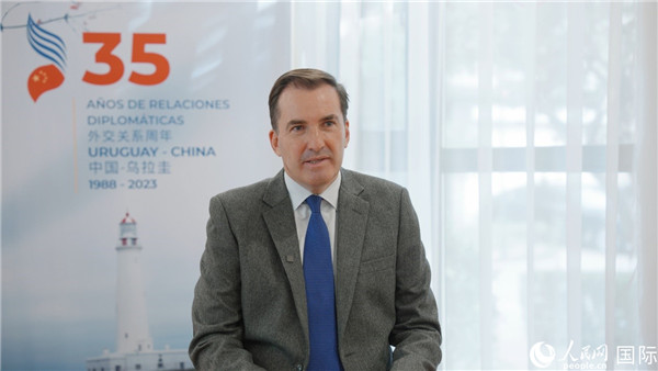 烏拉圭駐華大使費爾南多·盧格里斯接受人民網(wǎng)專訪。 人民網(wǎng)記者 張若涵攝