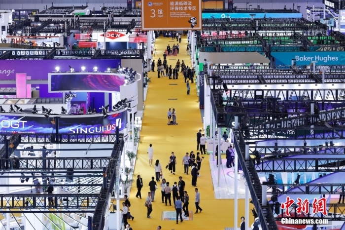 11月5日，第六屆中國國際進(jìn)口博覽會(huì)在國家會(huì)展中心(上海)開幕。<a target='_blank' href='/'><p  align=