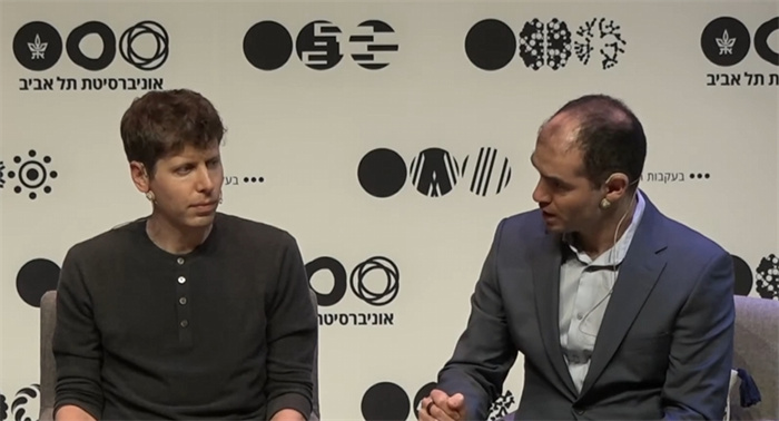 奧特曼和伊利亞在以色列特拉維夫大學(xué)的圓桌分享會(huì)。圖源：視頻截圖