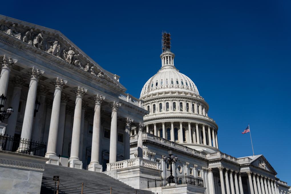 圖為2023年10月11日在美國首都華盛頓拍攝的國會大廈。新華社記者 劉杰 攝