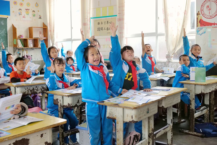 互動(dòng)問(wèn)答環(huán)節(jié)，同學(xué)們正在踴躍答題。