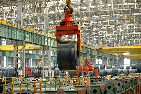 豐南區(qū)臨港經(jīng)濟(jì)開(kāi)發(fā)區(qū)的河北縱橫集團(tuán)豐南鋼鐵有限公司實(shí)景。 李秀清攝