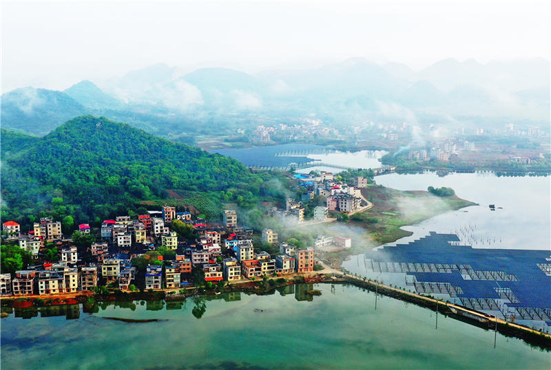 湖南省郴州市嘉禾縣千家洞水庫風(fēng)光。黃春濤攝