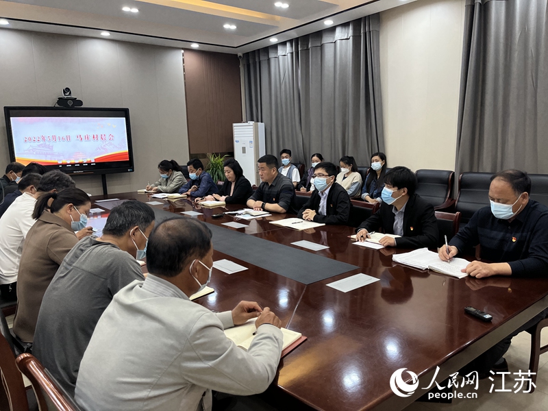 馬莊村以晨會開啟一天的工作。人民網(wǎng) 閆峰攝