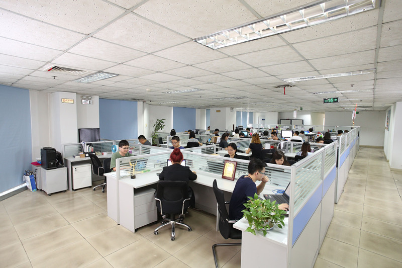 天津國(guó)舜信息技術(shù)有限公司研發(fā)團(tuán)隊(duì)由年輕人組成，為企事業(yè)單位和重大活動(dòng)提供網(wǎng)絡(luò)安全技術(shù)保障服務(wù)。河?xùn)|區(qū)供圖