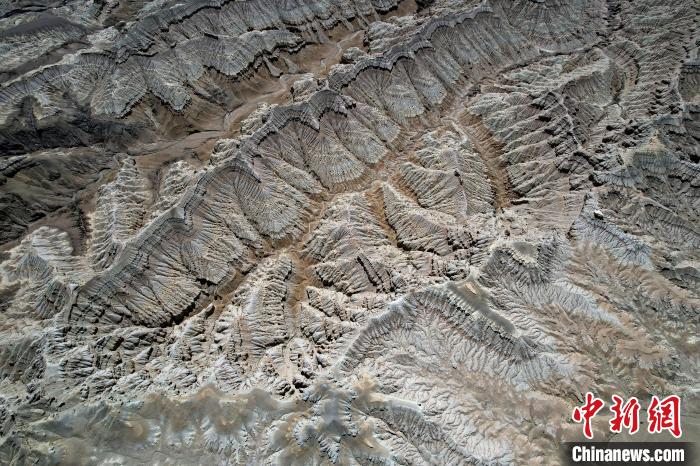 4月5日，西藏阿里札達土林。(無人機照片) 李林 攝