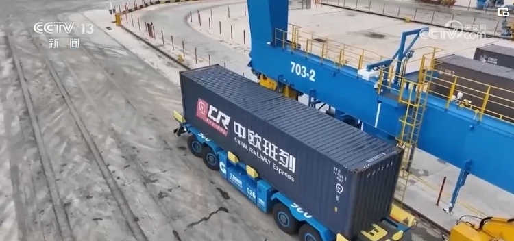 便企服務(wù)實打?qū)?為企業(yè)“出?！北ｑ{護航 經(jīng)濟發(fā)展“添”動力