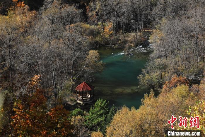 松坪溝風光?！⑼?攝