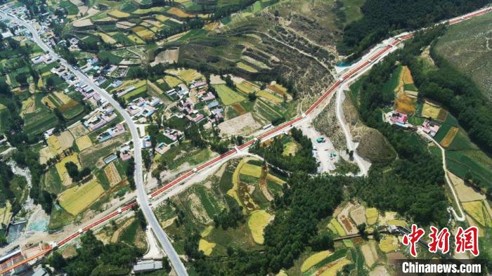 圖為引大濟湟北干渠二期的倒虹吸。(資料圖) 青海省水利廳 供圖