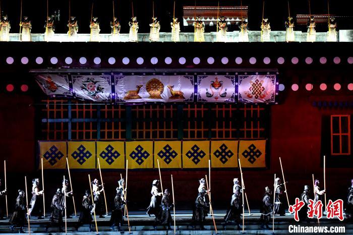 3月17日，西藏拉薩，《文成公主》大型史詩劇演出現(xiàn)場?！±盍?攝