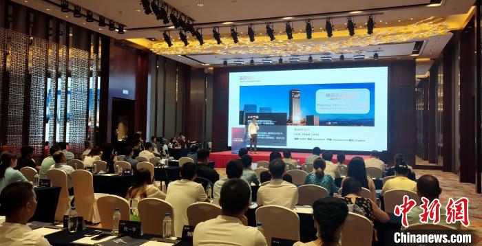 熱休細胞總經(jīng)理吳建洪介紹三年發(fā)展歷程?！罘?攝