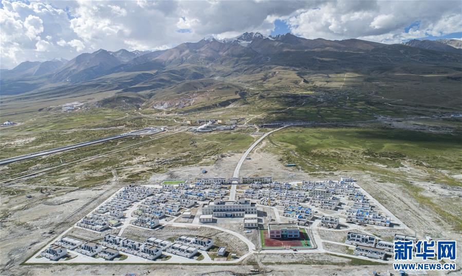 （新華全媒頭條·走向我們的小康生活·圖文互動）（1）扎西德勒，我們的新家園——西藏易地扶貧搬遷搬出幸福美好新生活