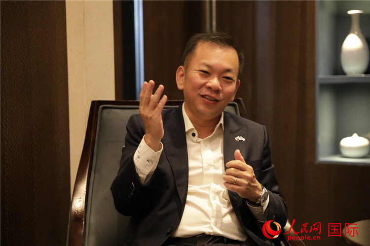 馬來西亞種植及原產(chǎn)業(yè)副部長陳泓縑接受人民網(wǎng)專訪。人民網(wǎng) 王婧攝