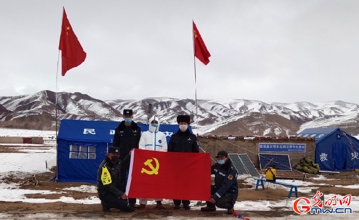 青海玉樹(shù)囊謙公安在抗“疫”一線(xiàn)展風(fēng)采