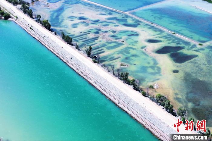 航拍貴德縣黃河?！●R銘言 攝