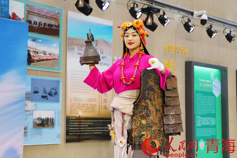 藏品展示。人民網(wǎng) 楊啟紅攝