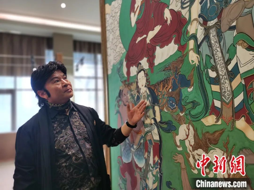 國家一級(jí)美術(shù)師劉觖。張?zhí)砀?攝