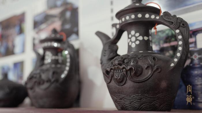 圖為尼西黑陶作品。　張厲 攝