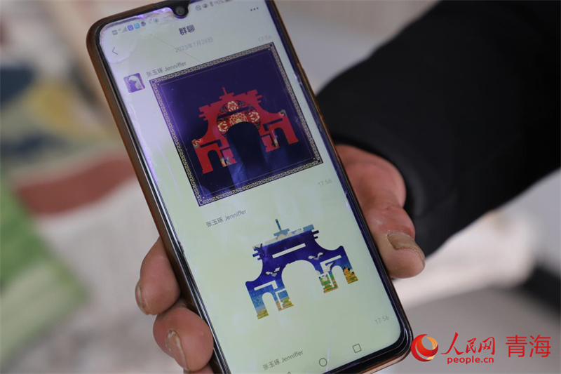 清華大學定制圖案。人民網(wǎng) 況玉攝