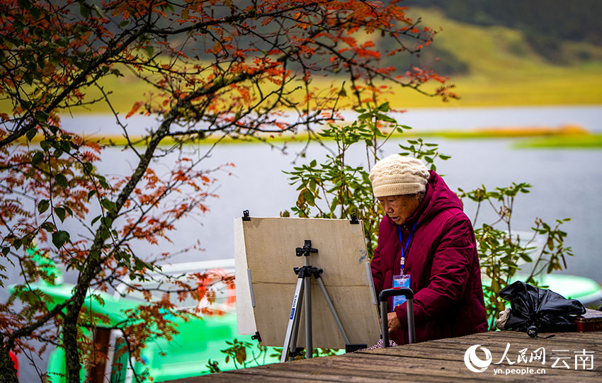 秋日普達(dá)措。格瑪攝