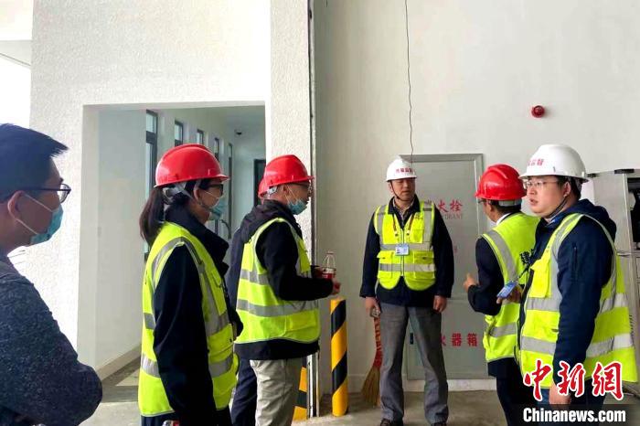 圖為驗收組驗收項目?！〉┰鐾?攝