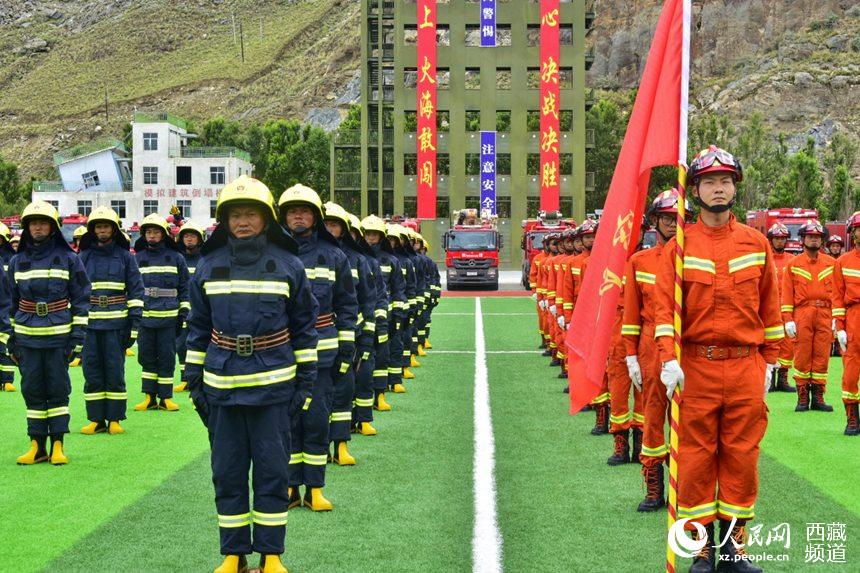 誓師大會(huì)現(xiàn)場。人民網(wǎng) 李海霞攝