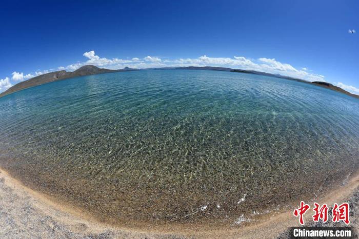 錯鄂湖水清澈透明。　<a target='_blank' ></p><p  align=
