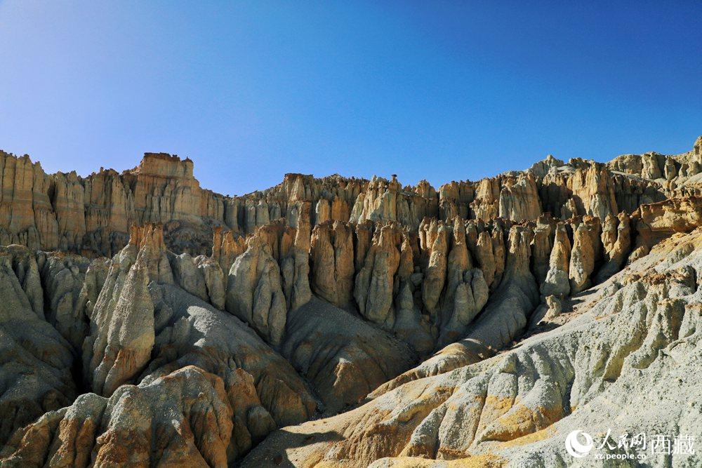 札達(dá)土林。人民網(wǎng) 李海霞攝