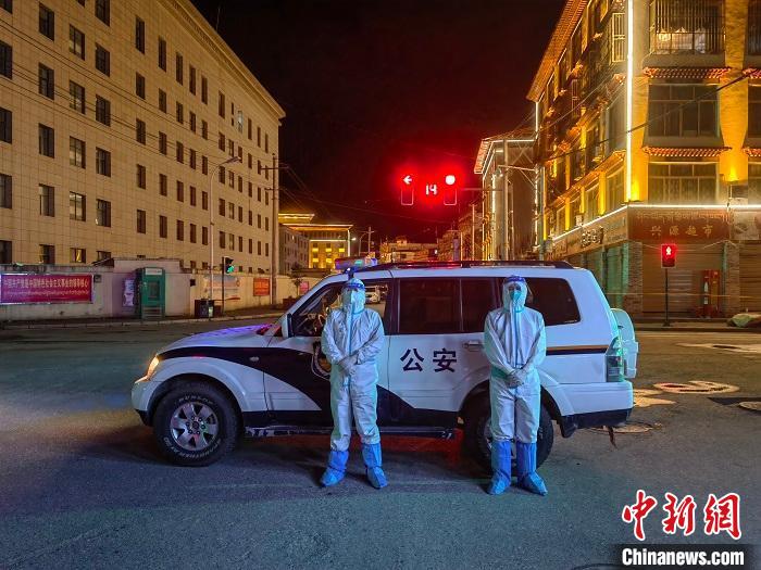 西藏吉?。菏匾坏缻徸o(hù)一座城