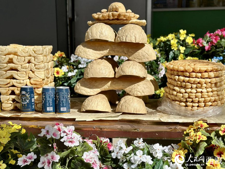 種類繁多的卡塞。人民網(wǎng) 次仁羅布攝