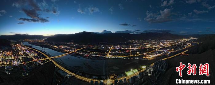 全球數(shù)字經(jīng)濟(jì)大會(huì)唯一永久分會(huì)場(chǎng)—拉薩數(shù)字經(jīng)濟(jì)潛力優(yōu)勢(shì)何在？