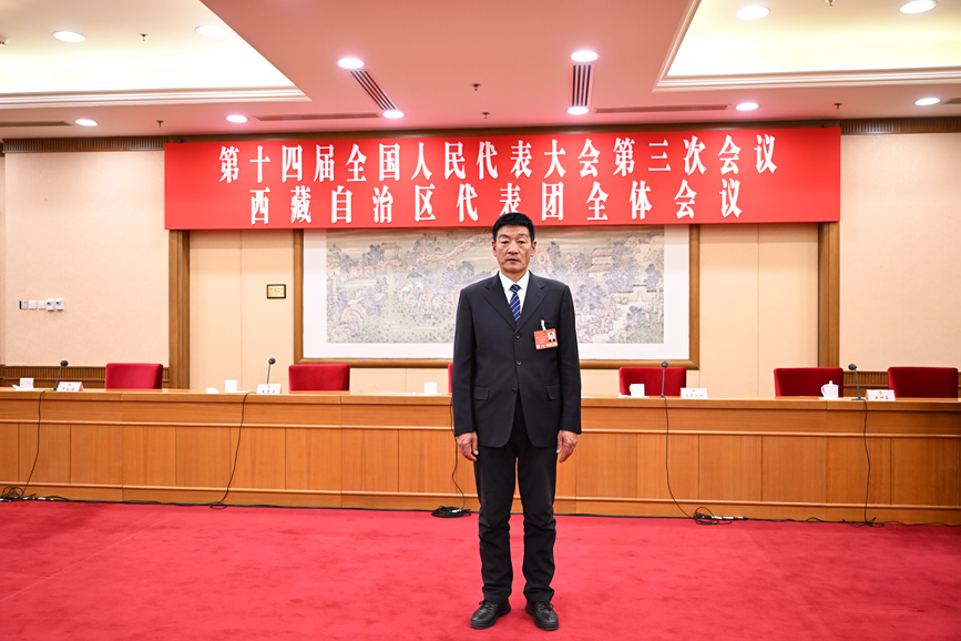 全國(guó)人大代表、國(guó)網(wǎng)拉薩供電公司城區(qū)供電服務(wù)中心帶電作業(yè)保電班副班長(zhǎng)扎西尼瑪。次吉美朵攝