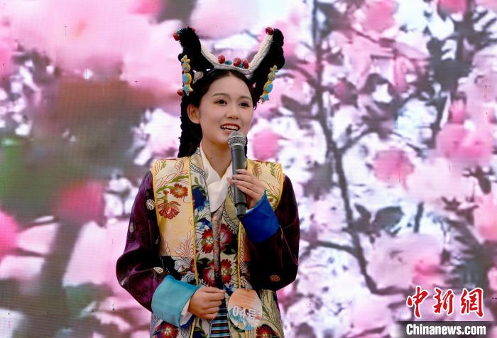 西藏拉薩舉辦“日光仙子”選拔活動