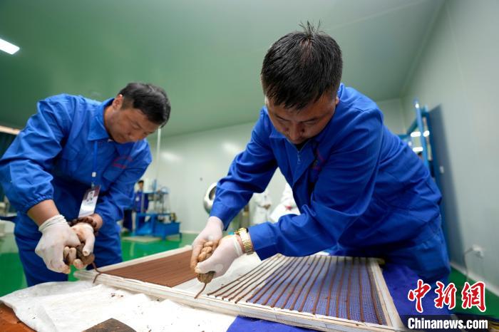 千年藏香氤氳帶動(dòng)民眾增收致富