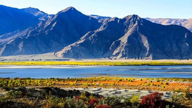 懂西藏的人，一定不會(huì)錯(cuò)過林芝的秋天